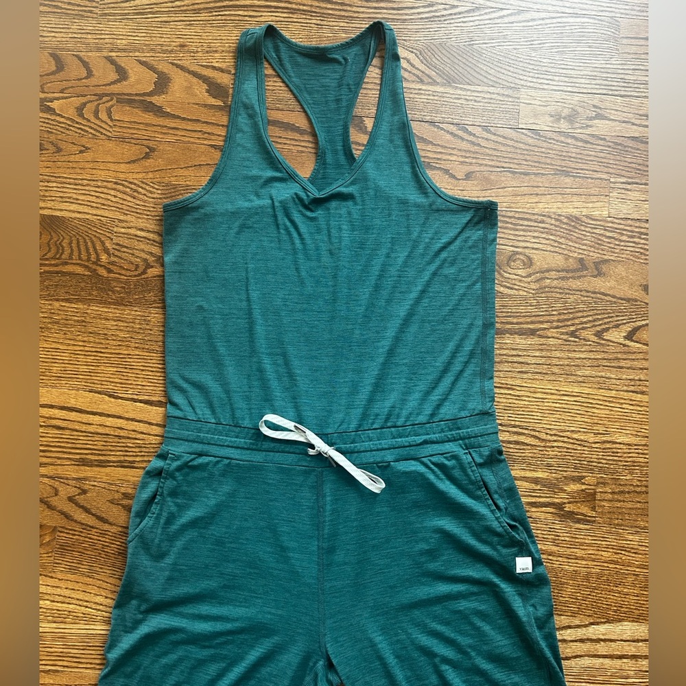 Vuori green jumpsuit, size Medium